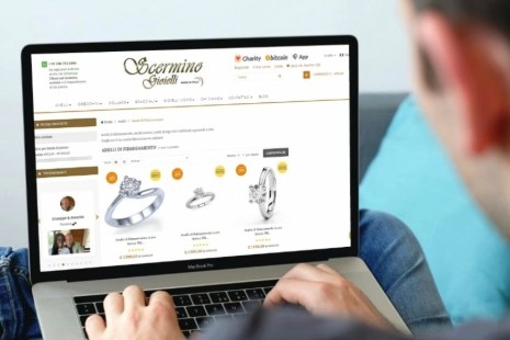 Come acquistare un anello di fidanzamento online